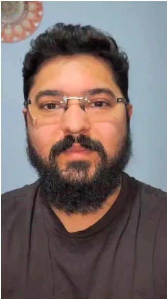 Testimonial Video Thumbnail